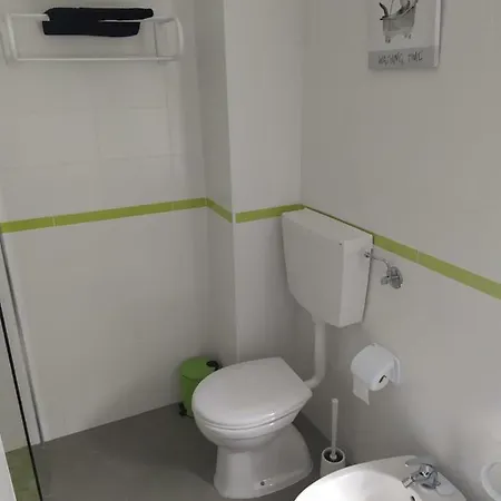 Emilio's Just For Apartamento *