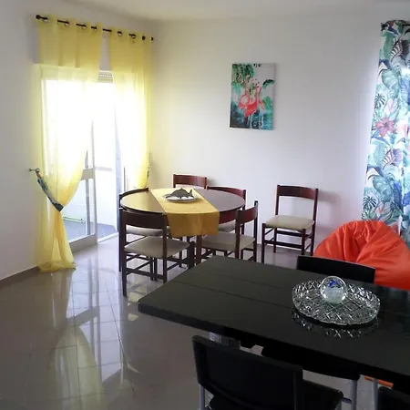 Emilio's Just For * Faro